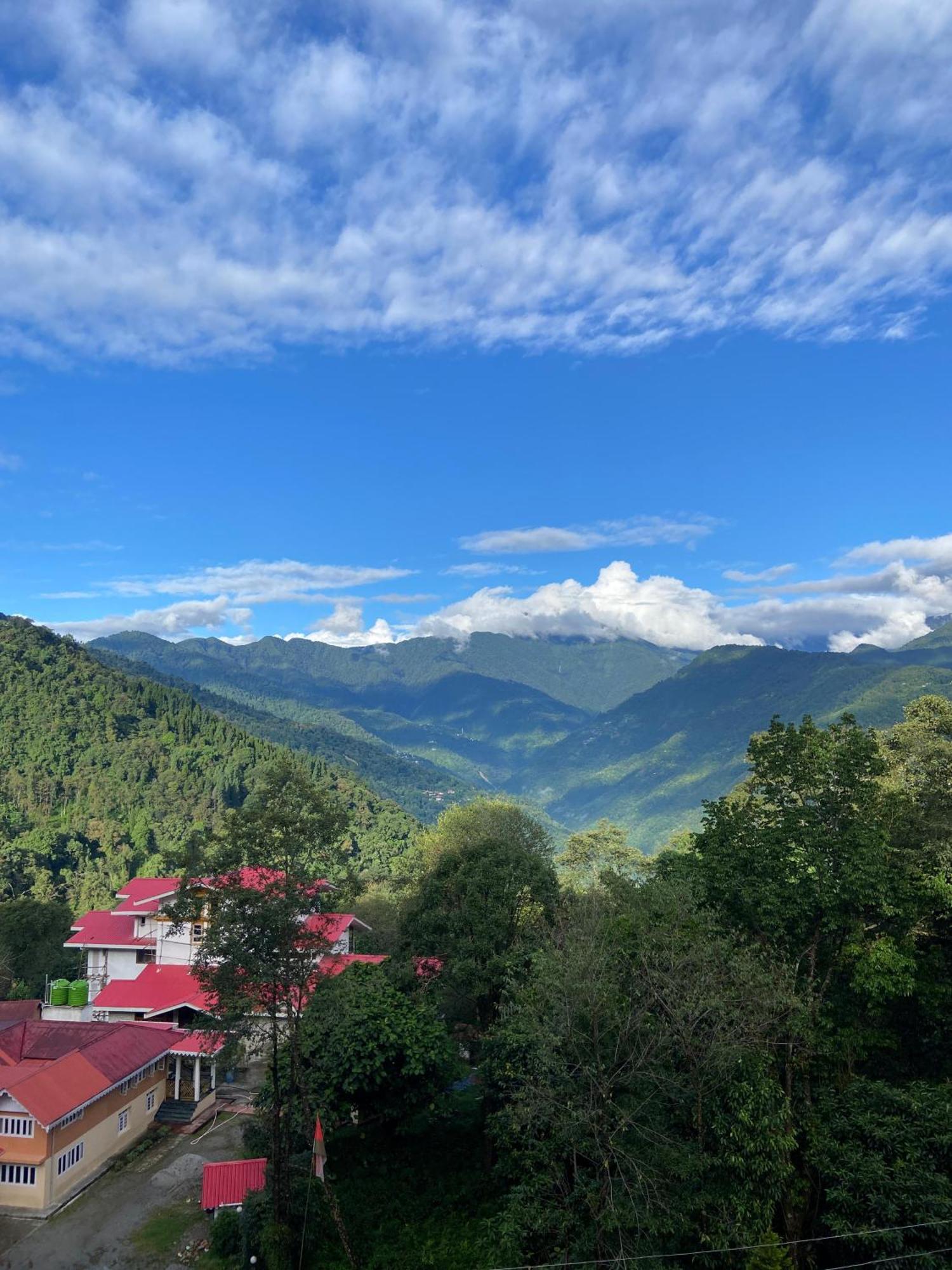 Mandavya Homestay Pelling Luaran gambar